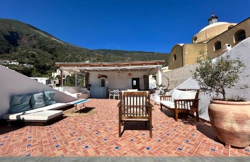 Santa Marina Salina Bed & Breakfast | ANTICA DIMORA Santa Marina Salina
