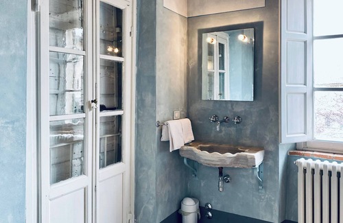 Palaia House | Antica Dimora Leones