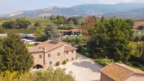 Cori Resort | Antico Borgo Molino 7cento vicino ai Giardini di Ninfa