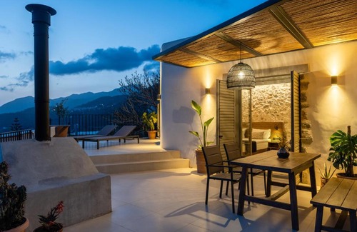 Mirthios House | Antigone's Stone House