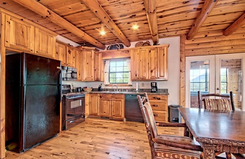 Sautee Nacoochee Cabin | Antler Peak A Luxury Vacation Cabin-10 Min From Helen, GA!