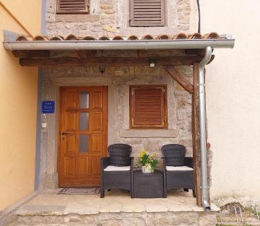 Grabri Apartment | Antonia & Arian