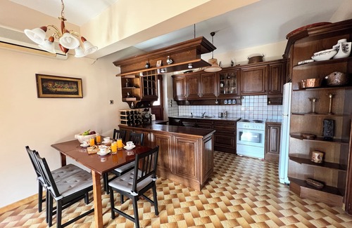 Vathy House | Antonio's House, Ithaka – Your Perfect Island Retreat Awaits!