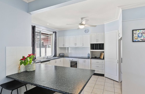 Cessnock House | Anzac Cottage – A Pet-Friendly Escape with Games Room, Minutes from Wineries