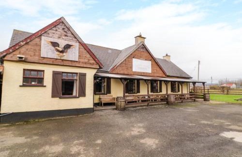 Limavady House | Apache Falls Lodge
