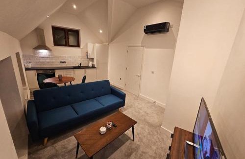 Amesbury Apartment | Aparotel Serviced Apartments - Stonehenge, Amesbury Town Centre