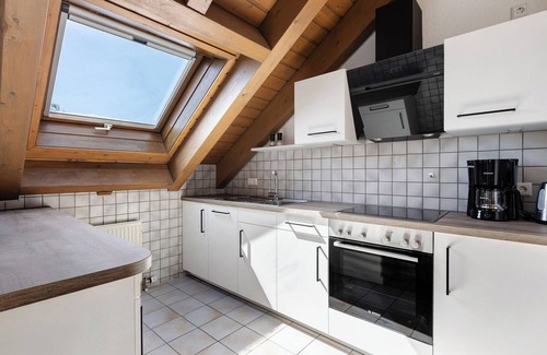 Koenigsfeld im Schwarzwald Apartment | Apartment 'Turmblick' with Balcony and Wi-Fi