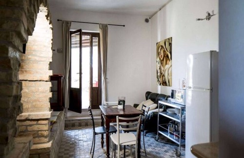 San Savino Apartment | Apartment in Marche near Sibillini Mountains