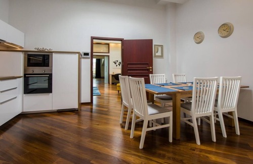 Tarnobrzeg Apartment | Apart Madryt