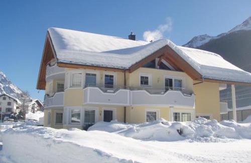 Pettneu am Arlberg Apartment | Apart Schultes