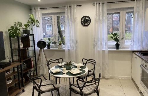 Zabrze Apartment | Apartament Błogi Sen III - komfortowy nocleg w spokojnej lokalizacji