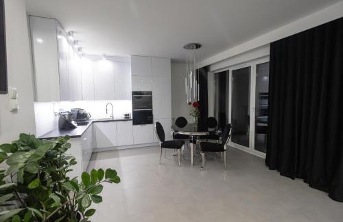 Beczkow Apartment | Apartament Black Glamour 728-828-835