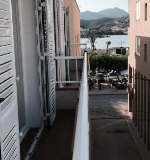 Llanca Apartment | Apartament Carme