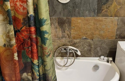 Koszalin Apartment | Apartament City Center - 24 h contactless self check-in, no smoking, free bottled water, coffee and tea