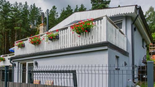 gmina Kaliska Apartment | Apartament kremowy nad jeziorem PZW Kazub