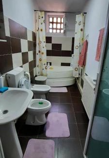 Barlad Apartment | Apartament La Denis