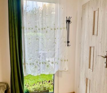 Mierzecice Apartment | Apartament nr 1 lub 2 przy Sali Kominkowej