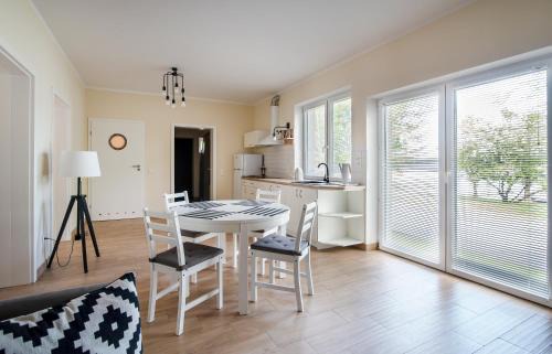 Gizycko Apartment | Apartament pod Grotem z Widokiem na Jezioro, Oczy Mazur