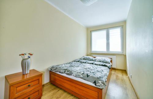 Kolobrzeg Apartment | Apartament u Joli w Kolobrzegu Podczele - 2 sypialnie, 50m2, wifi i parking za darmo!