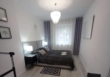 Mieroszow Apartment | Apartament z kominkiem RetroGlam