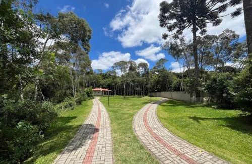 Campo Largo Apartment | Apartamento 2 quartos, prox Outlet Campo Largo BR e Hospitais possui lava e seca