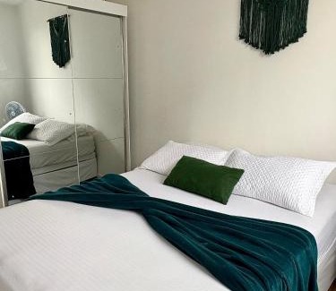 Lapa de Baixo Apartment | Apartamento aconchegante e moderno com varanda na Rua Guaicurus
