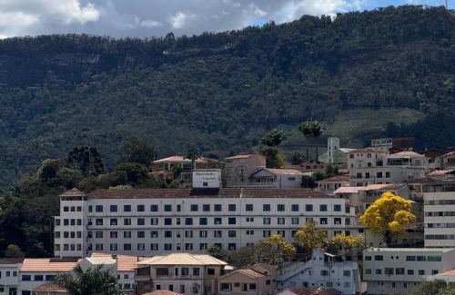 Lambari Apartment | Apartamento aconchegante em condomínio encantador.