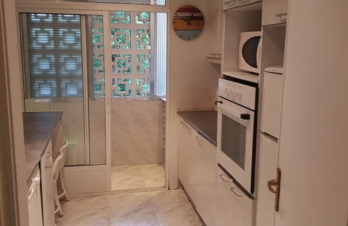 Pena Grande Apartment | Apartamento, amplio y luminoso, el centro de Madrid, con garaje, cerca del metro