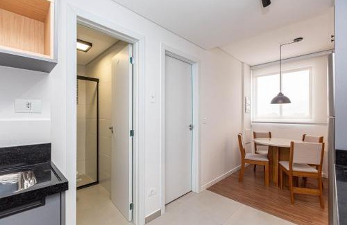 Reboucas Apartment | Apartamento Central próximo ao Shopping Estação, UTFPR e FAE