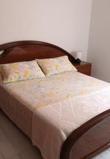 Segur de Calafell Apartment | apartamento cerca playa ,estación tren y garaje gratis en finca