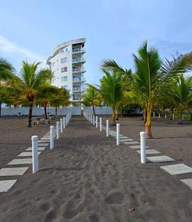Palo Grande Apartment | Apartamento familiar frente al mar