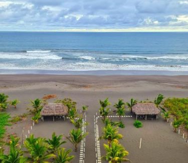 Palo Grande Apartment | Apartamento familiar frente al mar