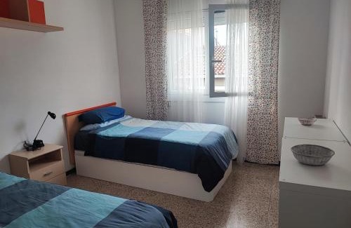 Navas Apartment | Apartamento familiar tercera planta sin ascensor con wifi