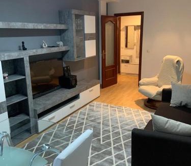 Felechosa Apartment | Apartamento Fele con garaje