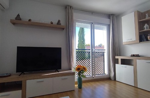 Fuente Vaqueros Apartment | Apartamento Fuente del Genil.
