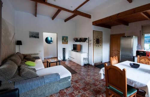 Argentona Apartment | Apartamento Mar y Montaña