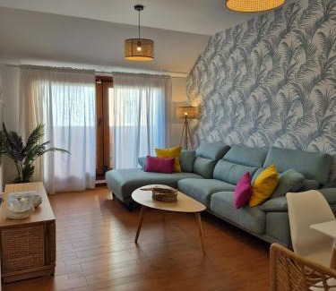 Malpica de Bergantinos Apartment | Apartamento Mar y Rocas