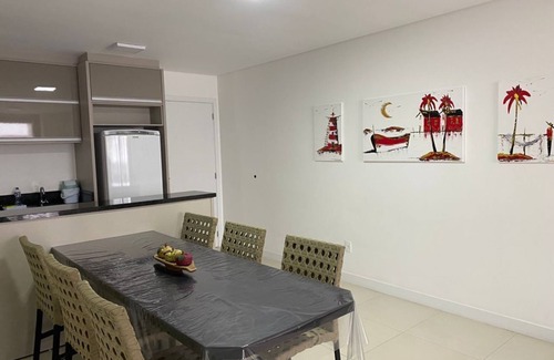 Ingleses Sul Apartment | Apartamento Moderno/piscina com Borda Infinita/vista Magnífica do Mar