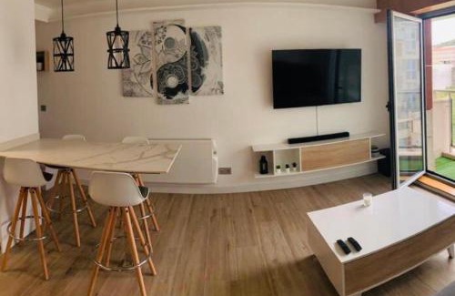Malpica de Bergantinos Apartment | Apartamento moderno malpica
