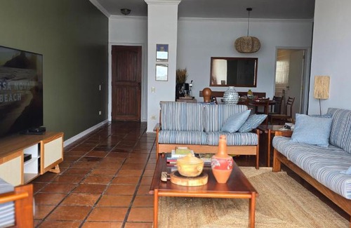 Asturias Apartment | Apartamento pé na areia Guarujá
