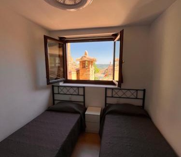 Alquezar Apartment | Apartamento Pasarelas Ventanal