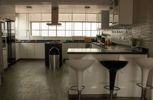 Cusco Condo | APARTAMENTO PENTHOUSE DE 350 M2, CON VISTA PANORAMICA DE LA CIUDAD.