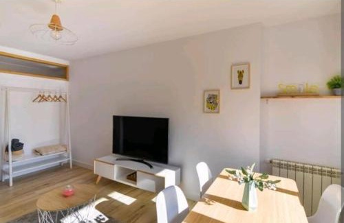 Castaneda Apartment | Apartamento reformado cerca de Cabarceno
