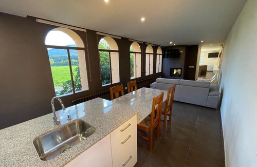 Montan de Tost Apartment | Apartaments Parapent Fly Escales