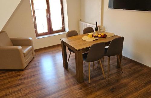Dzialdowo Apartment | Apartamenty Tadeusza Kościuszki 4 Szmaragdowy
