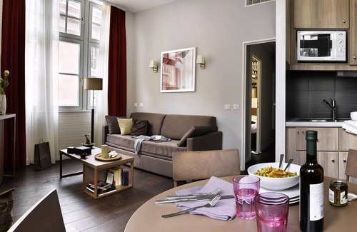 Historic Center Apartment | Aparthotel Adagio Strasbourg Place Kleber