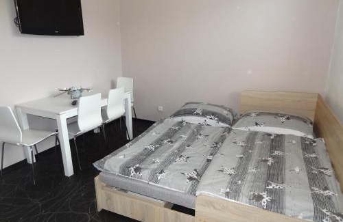 Breclav Apartment | Apartmán Lednická