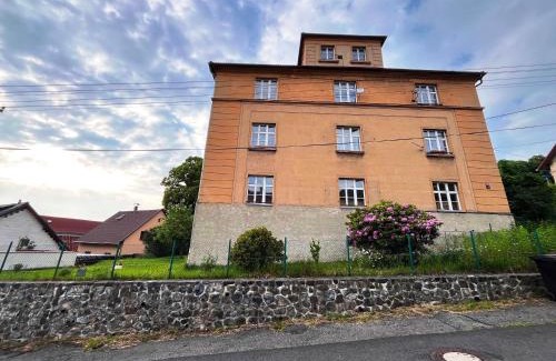 Ceska Kamenice Apartment | Apartmán u Koupaliště