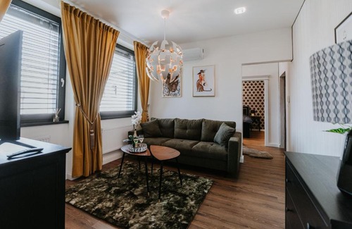 Levice Apartment | Apartmány Evia clinic