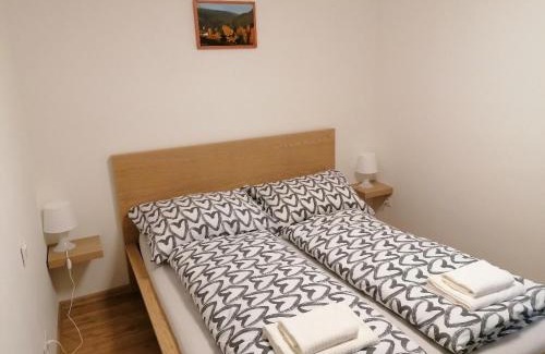 Bozi Dar Apartment | Apartmány Na náměstí